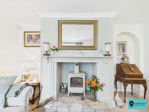 Log Burner- click for photo gallery